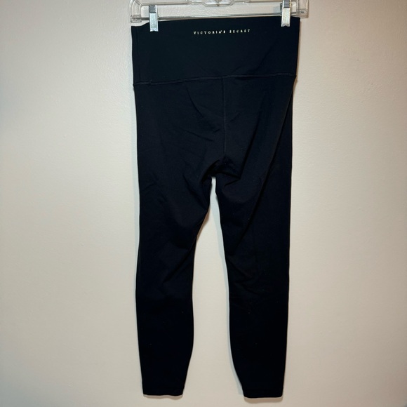 Women’s Size 8 Black Victoria’s Secret Leggings - Picture 3 of 6